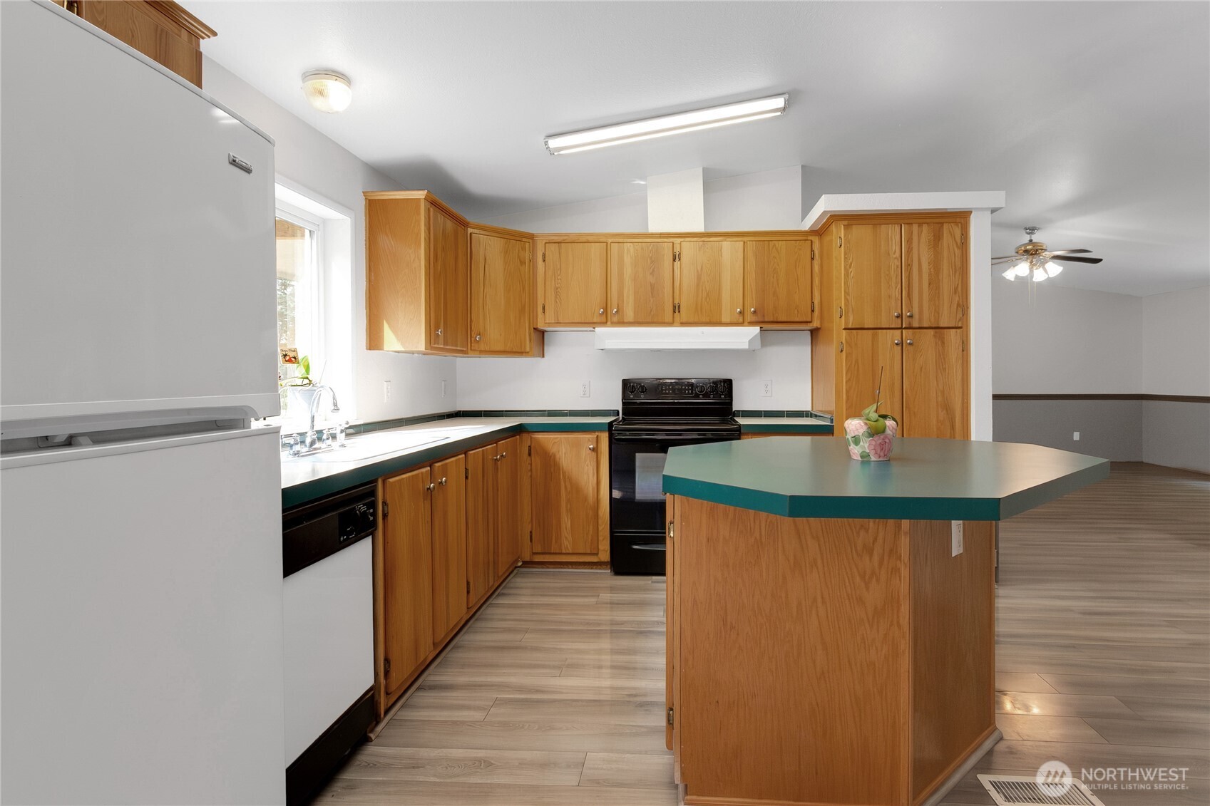 301 East Rasor Road Belfair, WA 98528 - Photo 16 of 25 Gallery Image 16