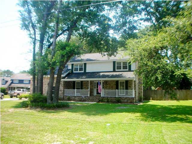 742 Gahagan Road Summerville, SC 29485 - Photo 1 of 4 Primary Photo