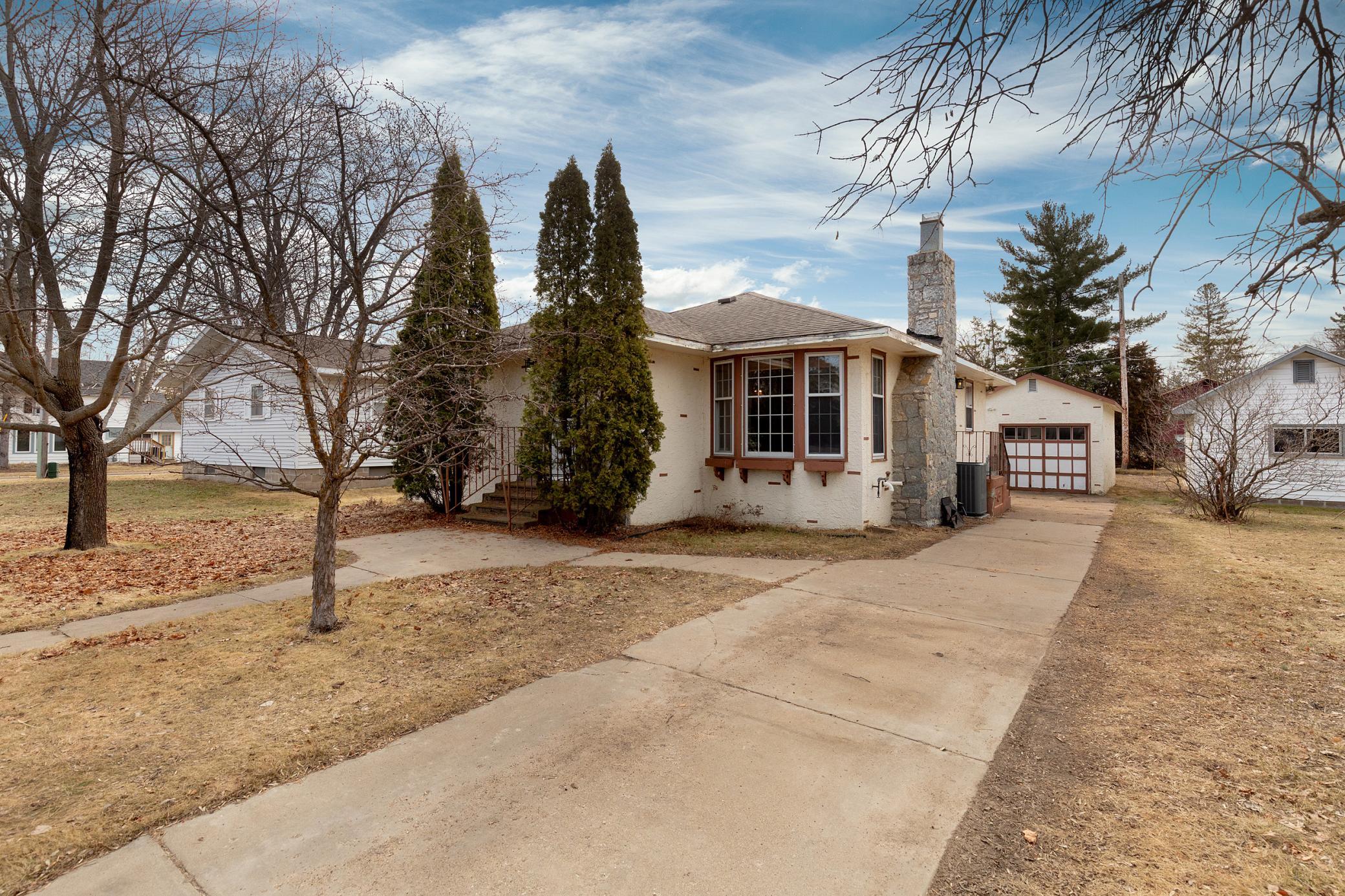 1822 Oak Street Brainerd, MN 56401 - Photo 2 of 23