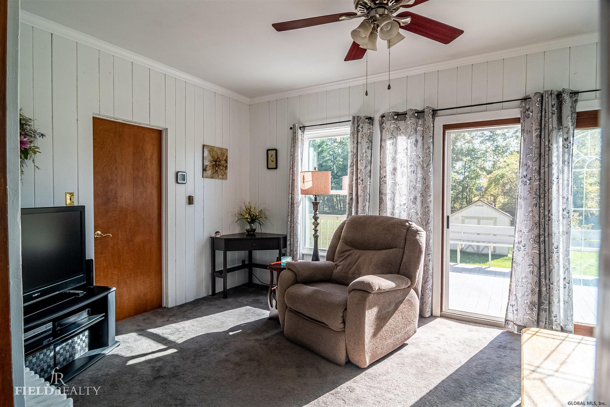 326 Watervliet Shaker Road Colonie, NY 12189 - Photo 12 of 37 Photo 12