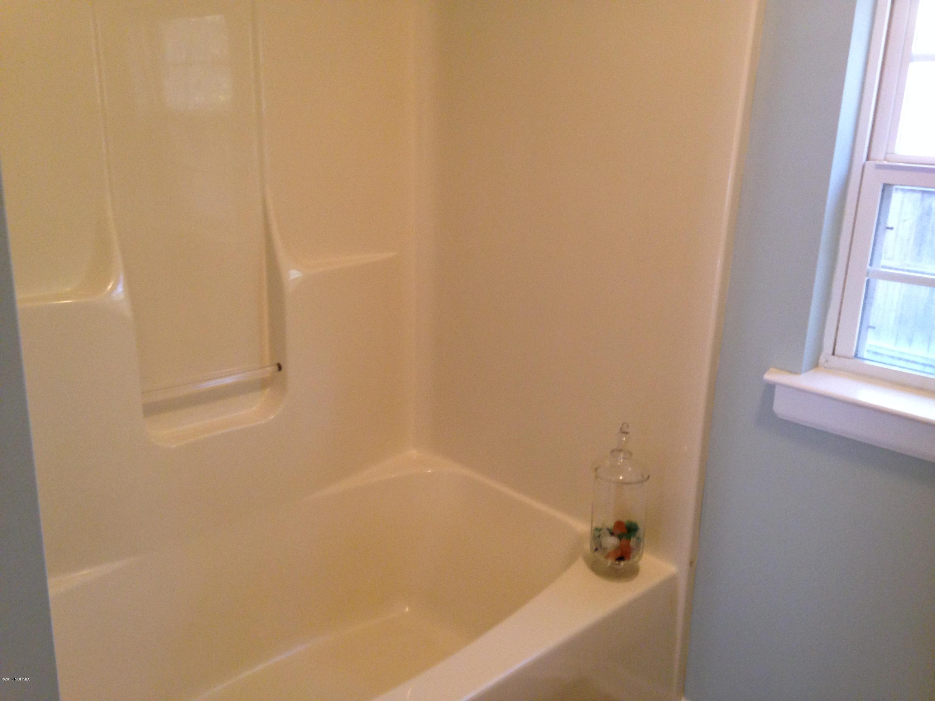 402 Ridge Road Wilmington, NC 28412 - Photo 14 of 19 IMG_5520