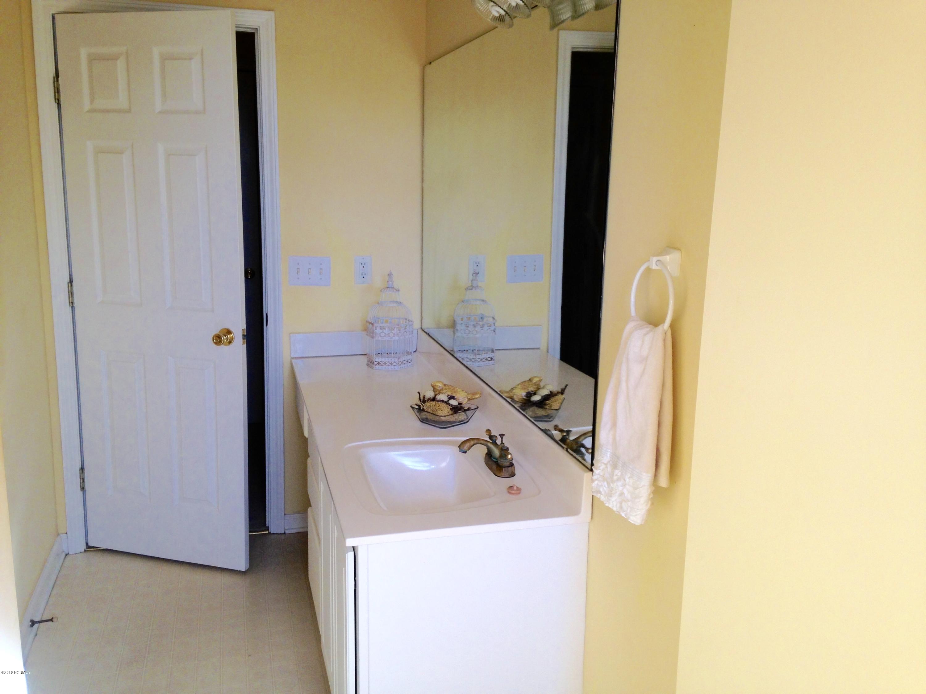 402 Ridge Road Wilmington, NC 28412 - Photo 2 of 19 FullSizeRender