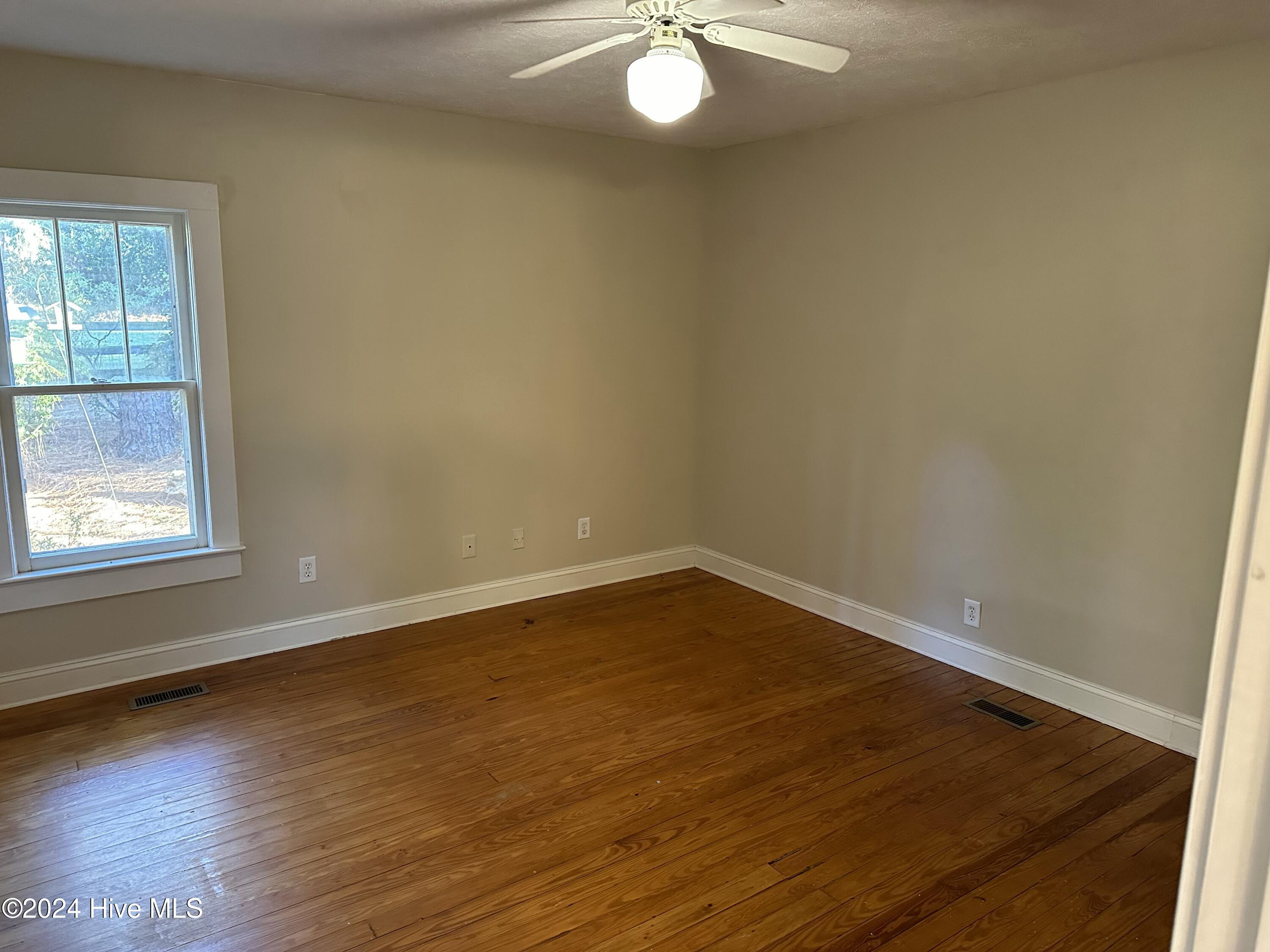 594 Yadkin Road Southern Pines, NC 28387 - Photo 29 of 43 IMG_2663