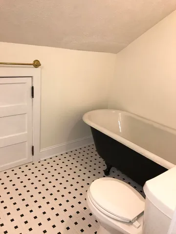 $2,200 | 594 Yadkin Road, Southern Pines, NC 28387