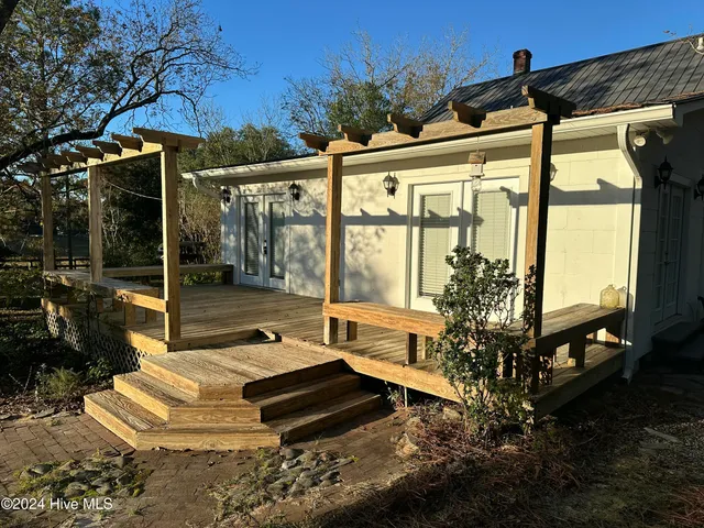 $2,200 | 594 Yadkin Road, Southern Pines, NC 28387