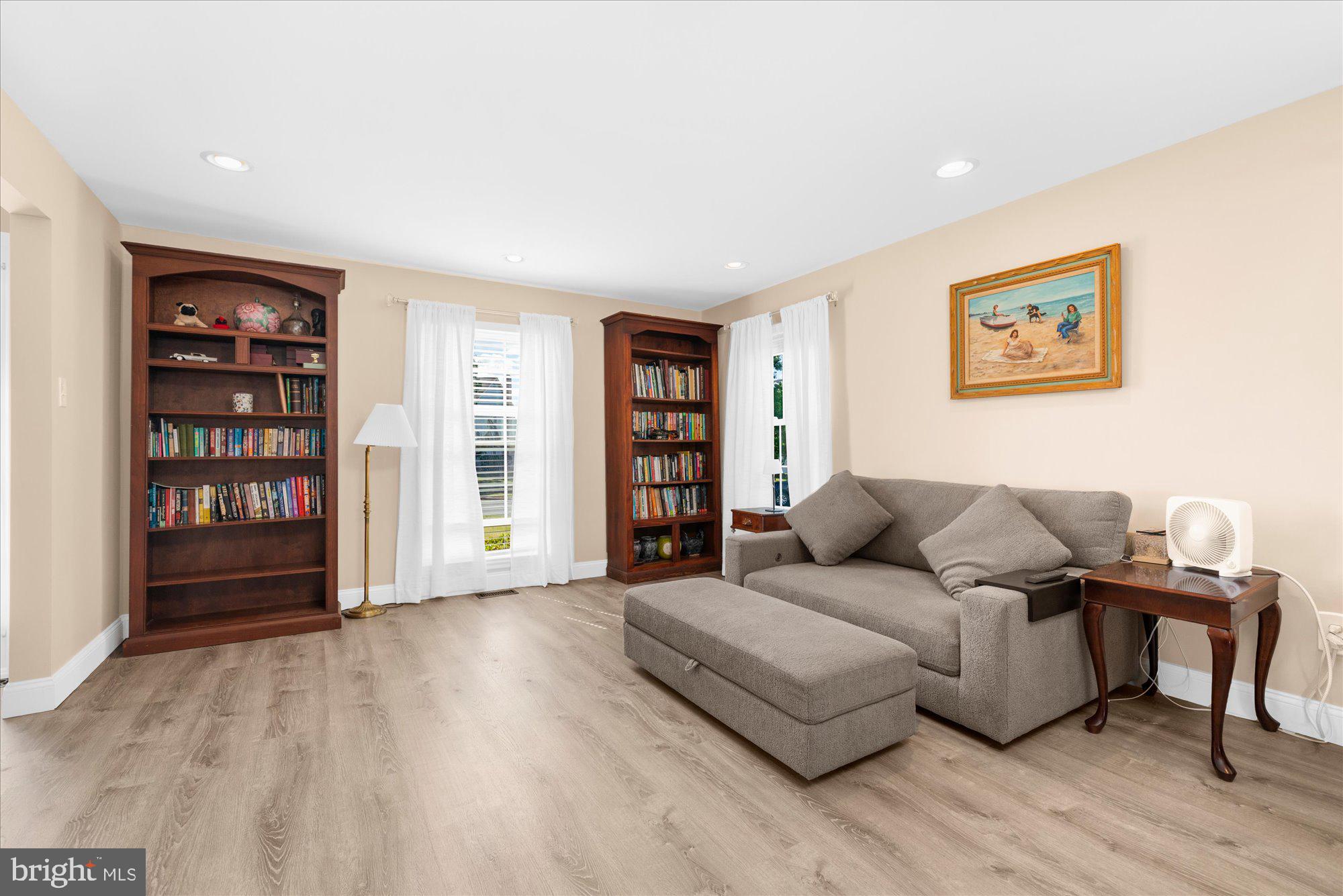 1 Dorado Court Clementon, NJ 08021 - Photo 4 of 39