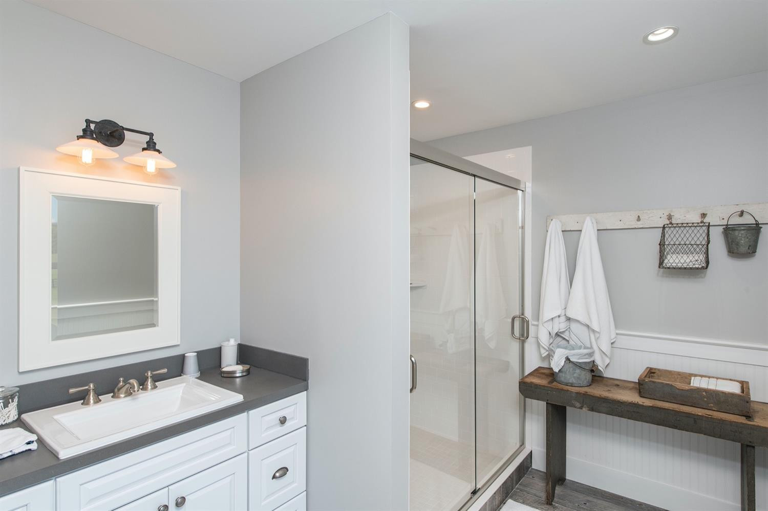 3535 Houston Antioch Road Paris, KY 40361 - Photo 47 of 74 2nd floor bedroom ensuite.