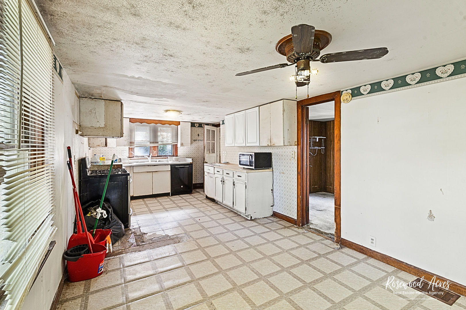 20899 West Angle Road Wilmington, IL 60481 - Photo 3 of 17