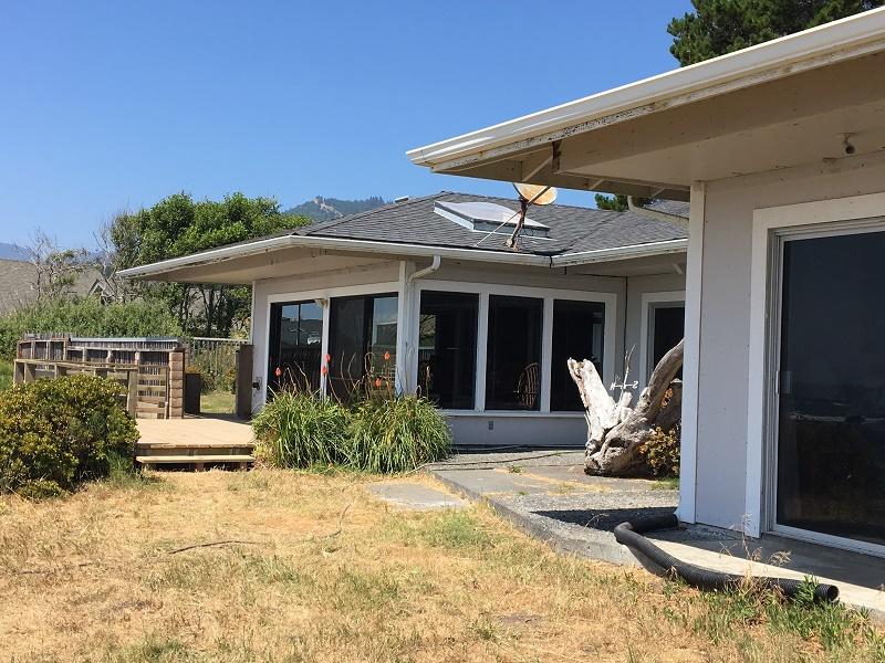 18 Gull Point Whitethorn, CA 95589 - Photo 12 of 30