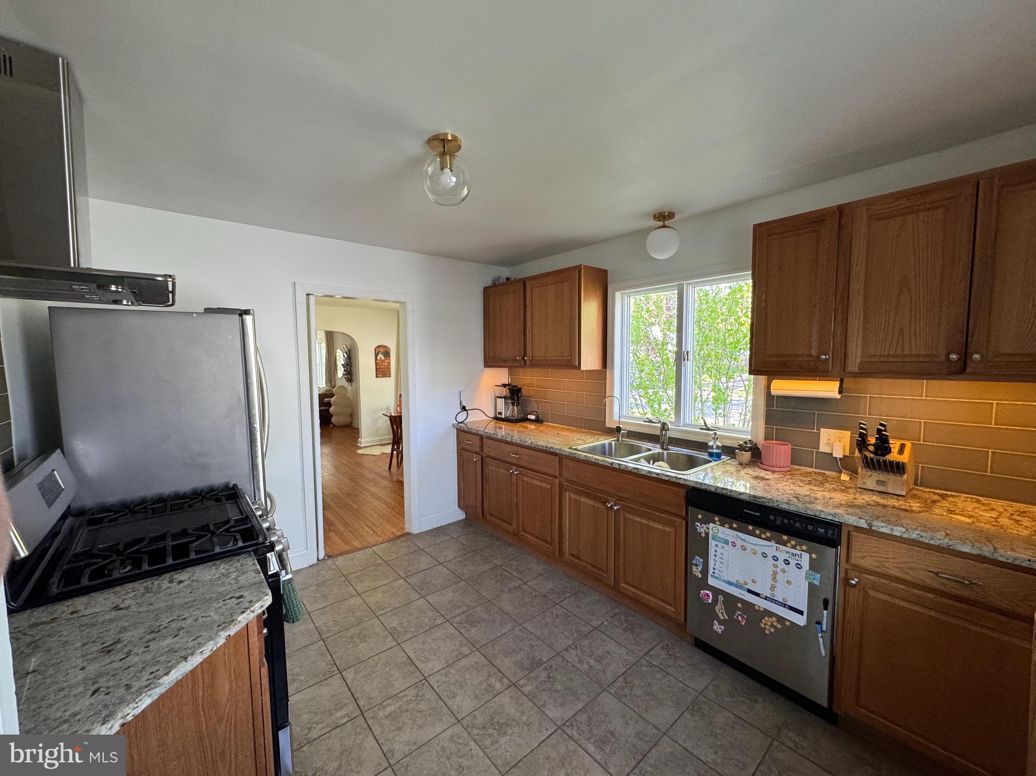 41 Ewingville Road Ewing, NJ 08638 - Photo 14 of 38 KITCHEN