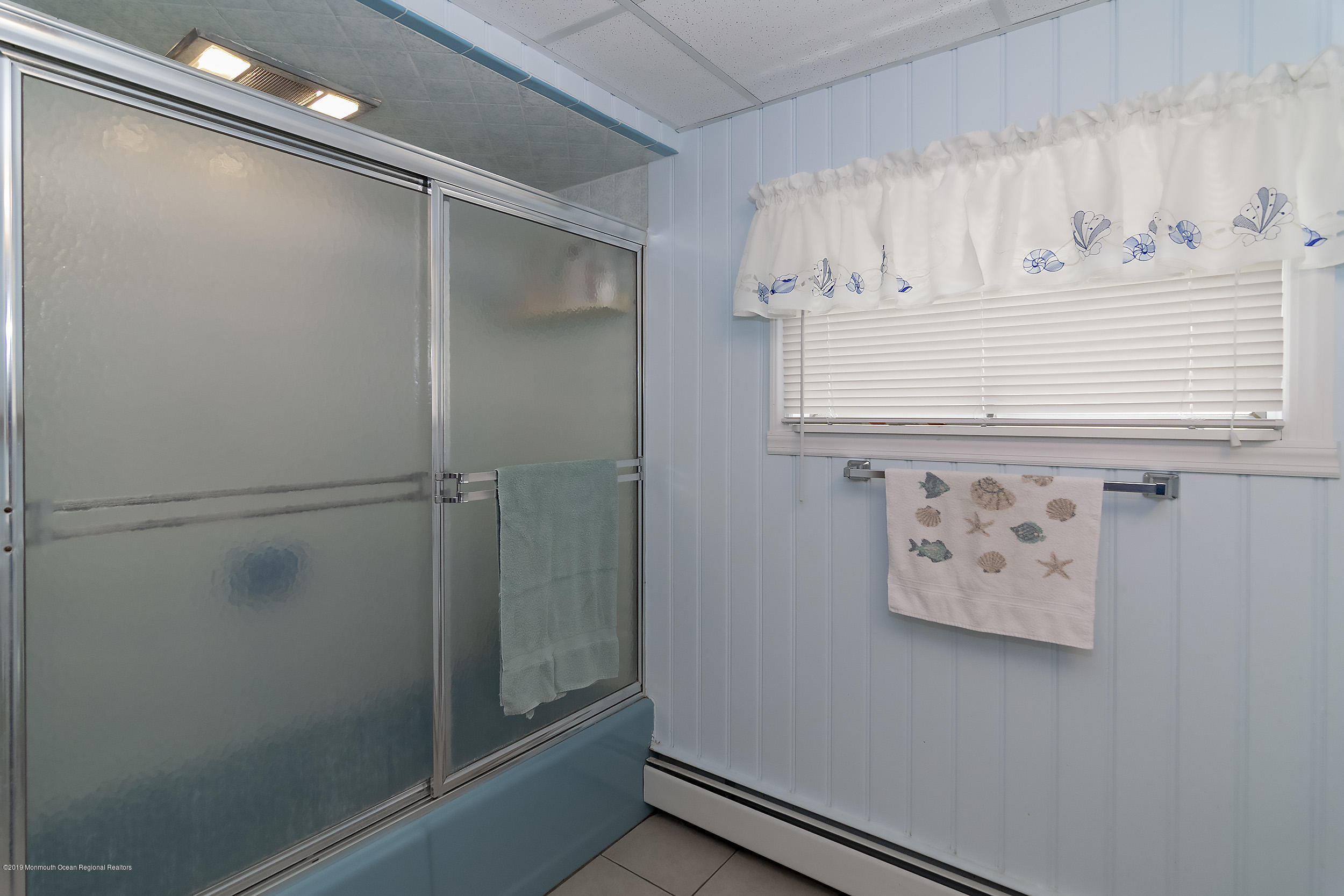 28 Cable Road Waretown, NJ 08758 - Photo 13 of 27 Bath1b
