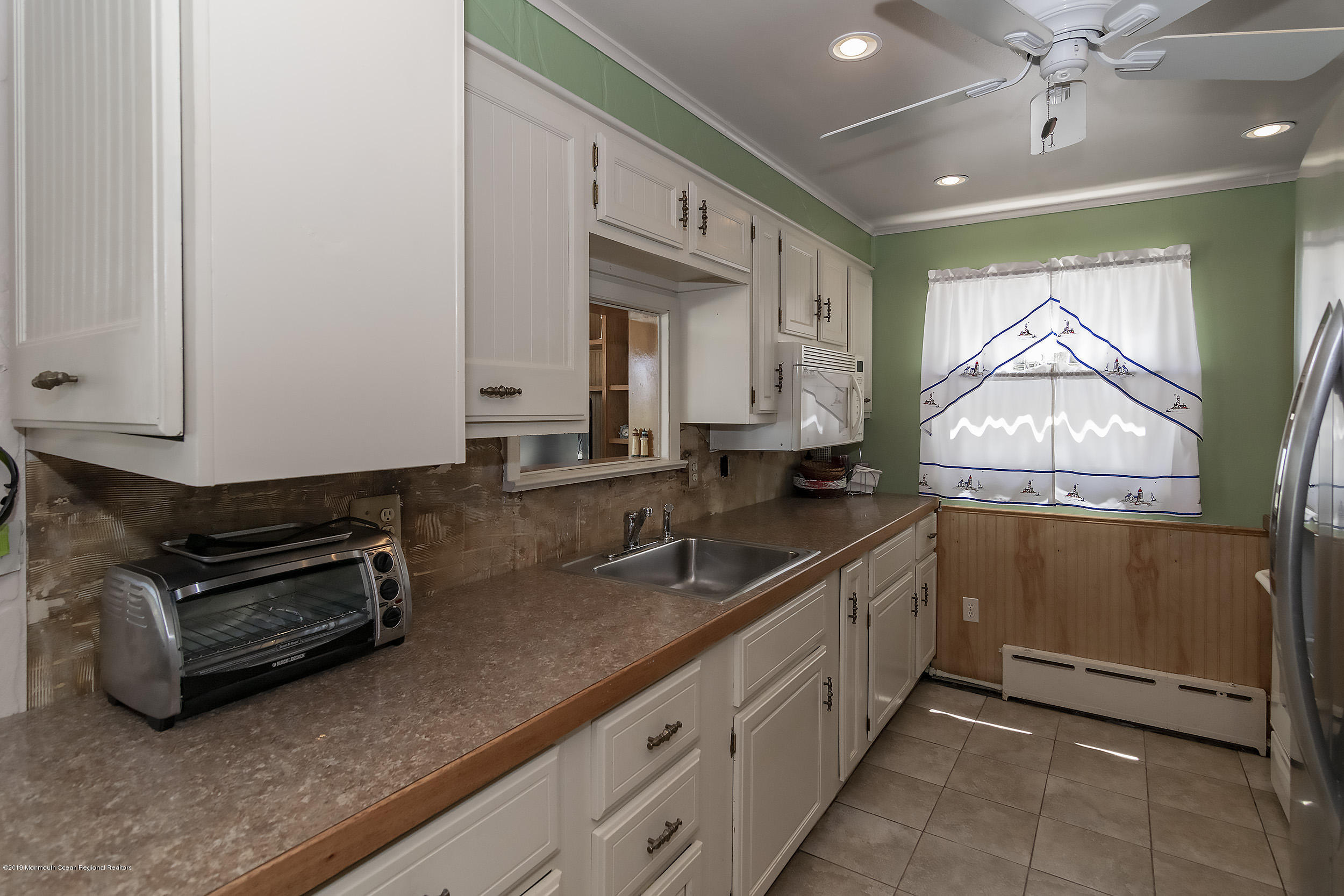 28 Cable Road Waretown, NJ 08758 - Photo 8 of 27 Kitchen1