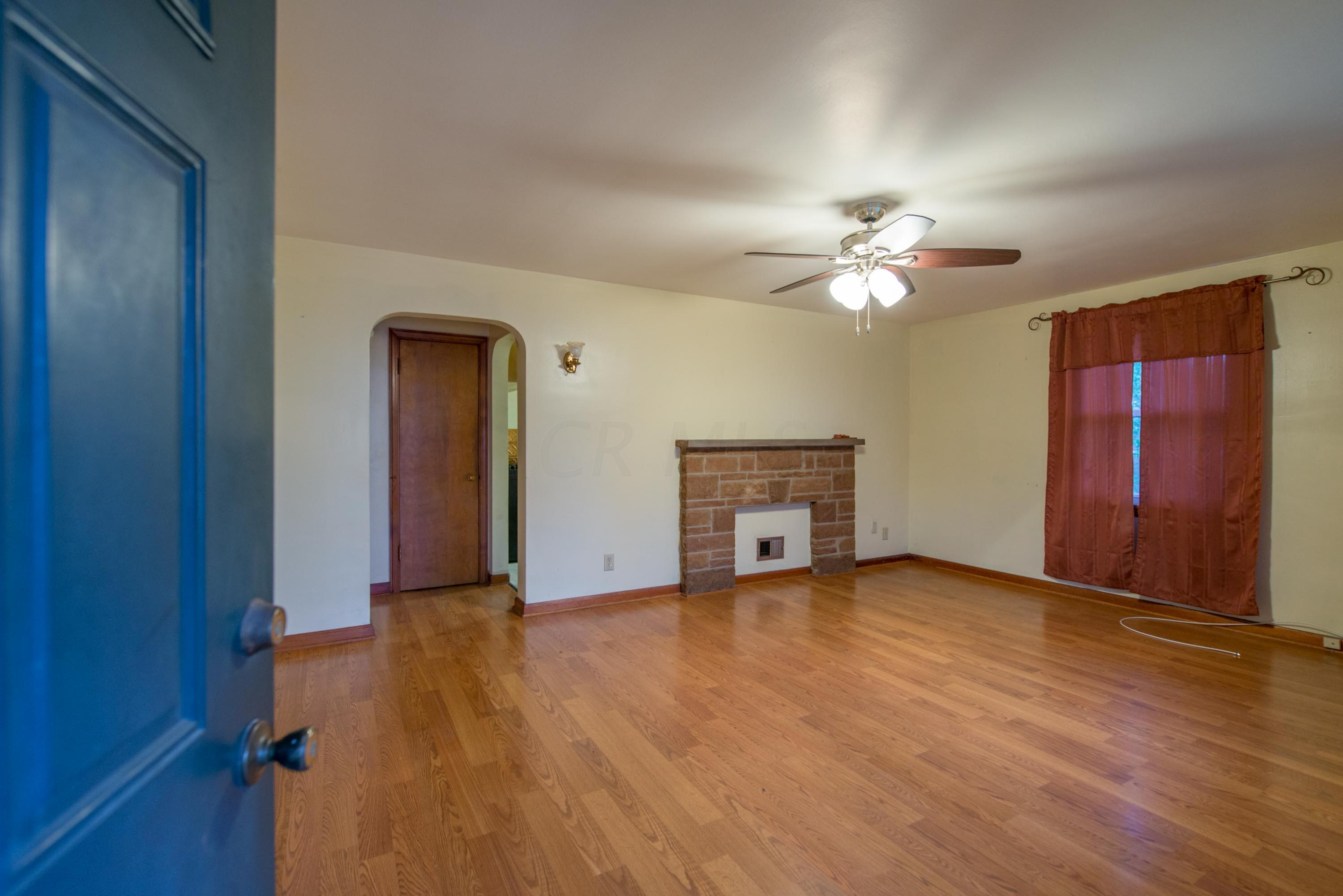 465 South Yearling Road Columbus, OH 43213 - Photo 3 of 31