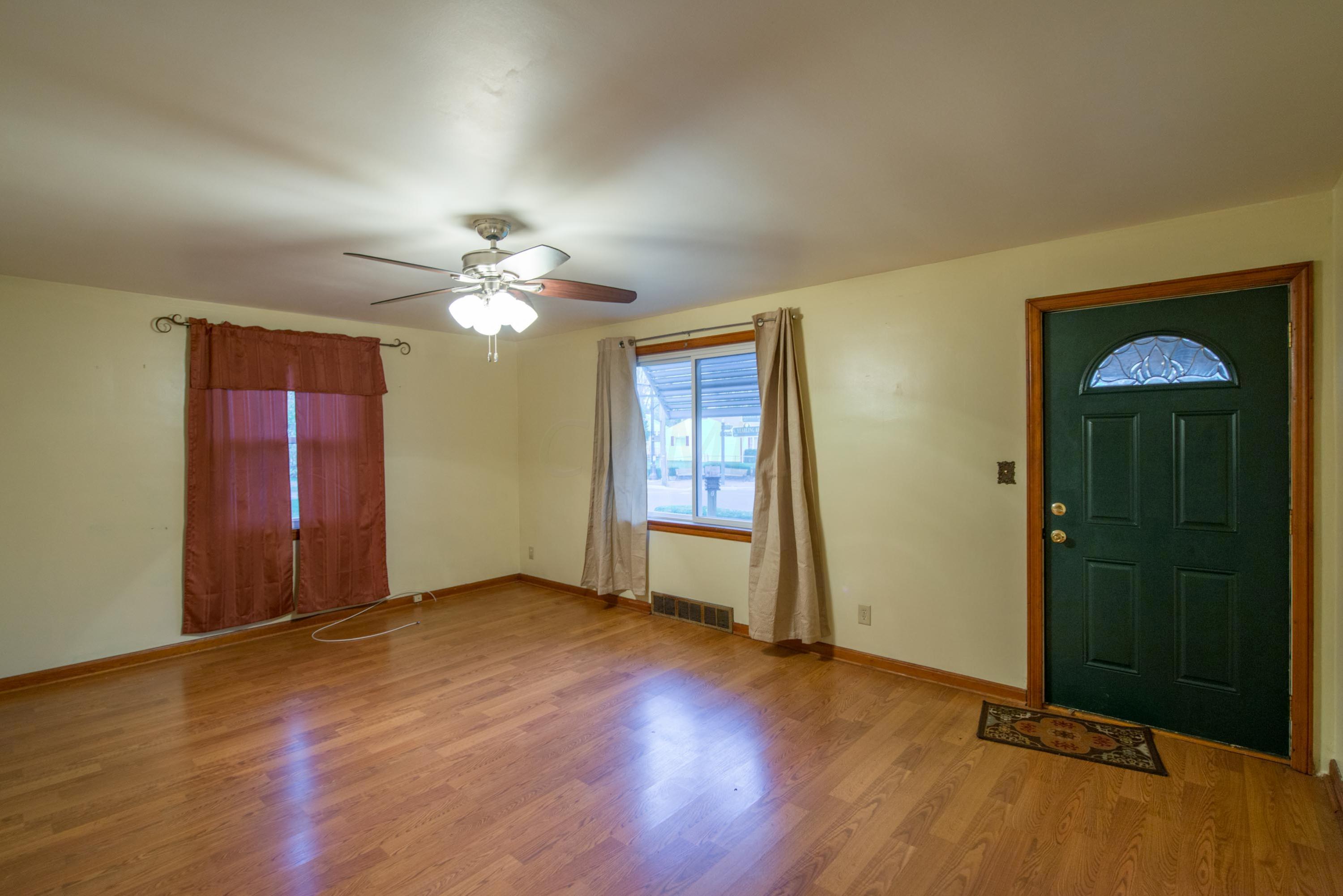 465 South Yearling Road Columbus, OH 43213 - Photo 4 of 31