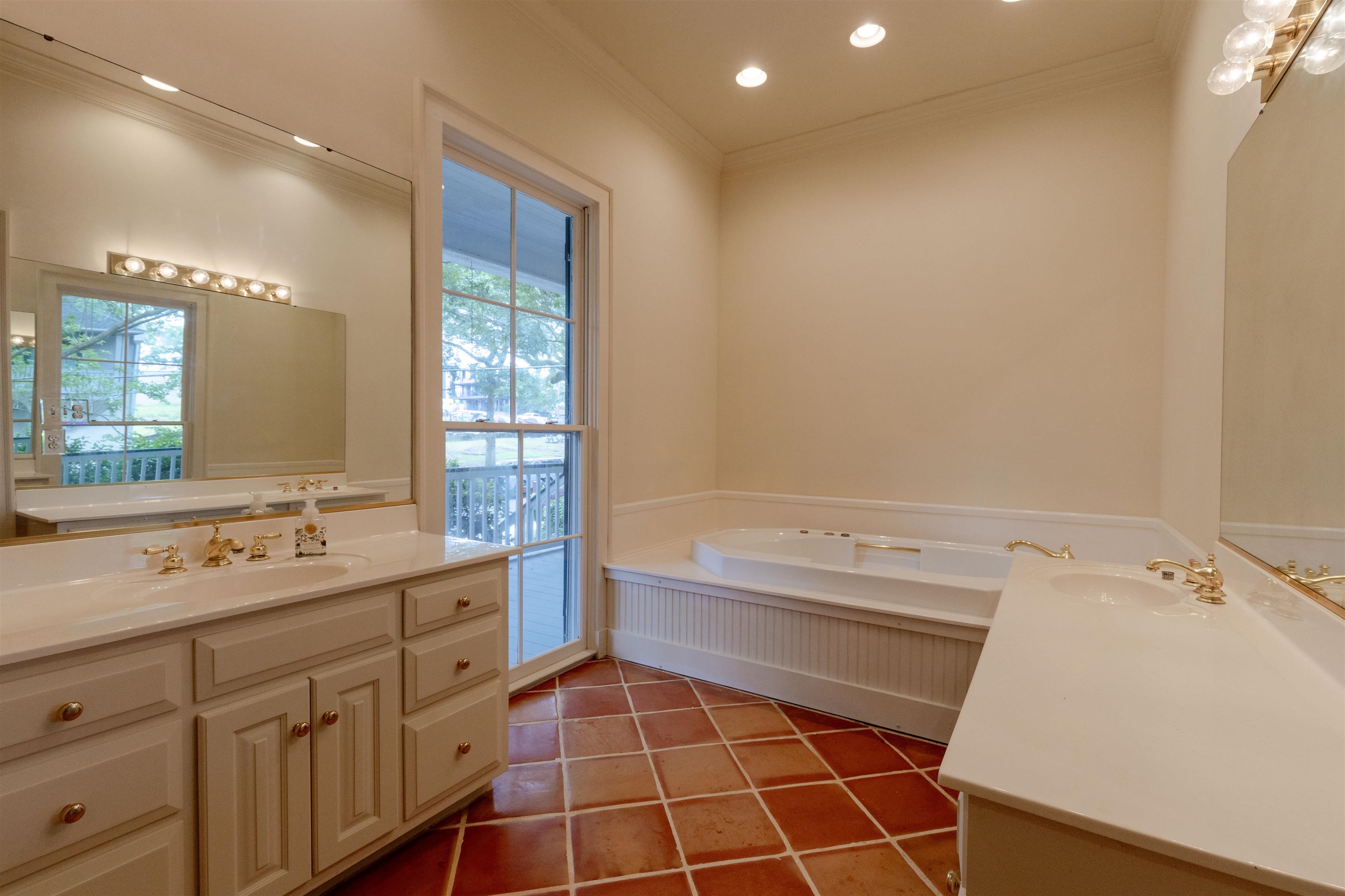 51 North Church Street Fairhope, AL 36532 - Photo 18 of 28 Primary Bath
