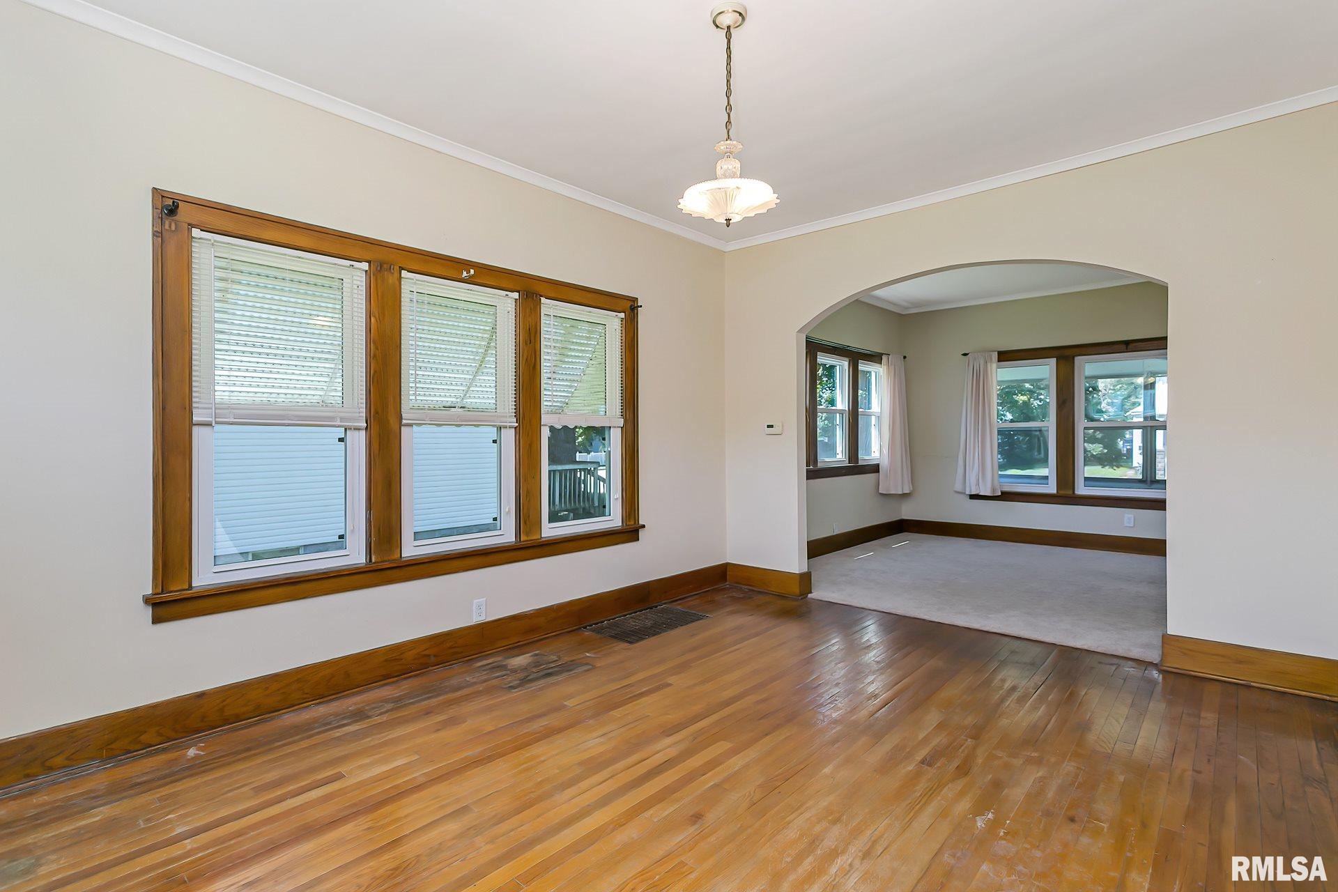1852 3rd Street Moline, IL 61265 - Photo 7 of 30 Gallery Image 7