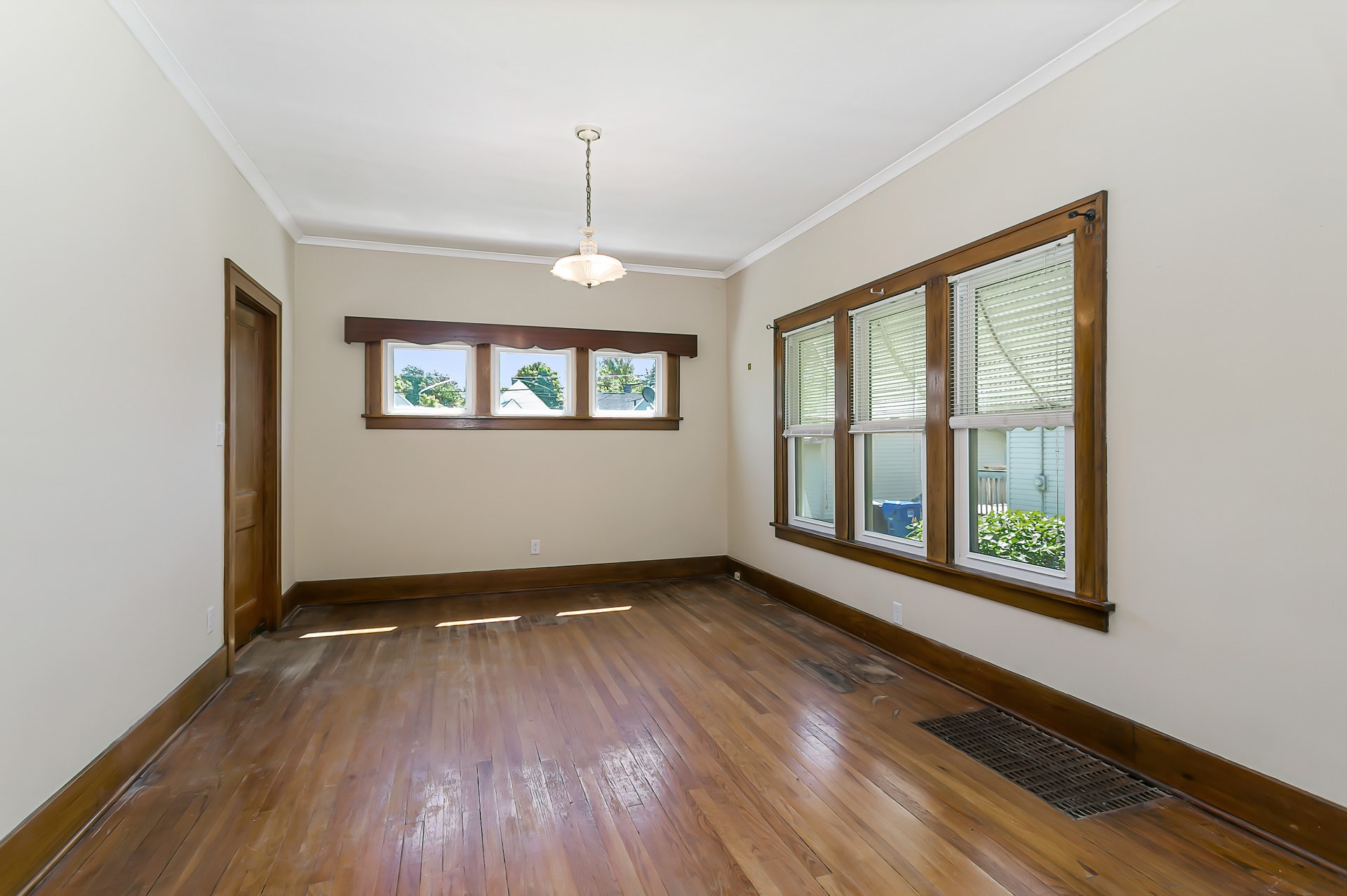 1852 3rd Street Moline, IL 61265 - Photo 8 of 30 Gallery Image 8