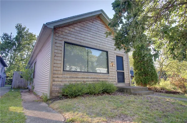 $199,900 | 38 Brayton Street, Buffalo, NY 14213