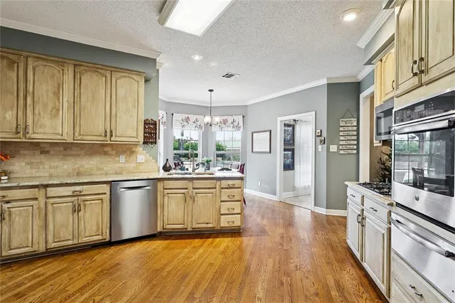 $685,000 | 65 Elmwood Drive, Destrehan, LA 70047