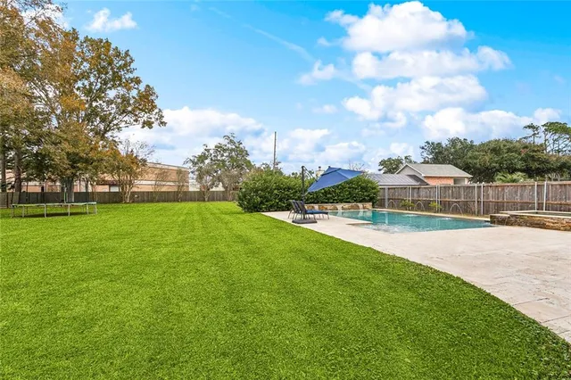 $685,000 | 65 Elmwood Drive, Destrehan, LA 70047