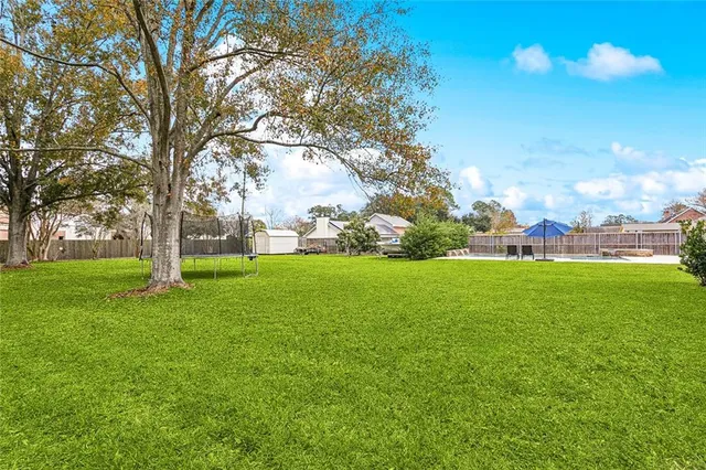 $685,000 | 65 Elmwood Drive, Destrehan, LA 70047