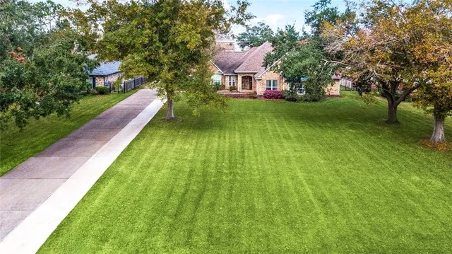 $685,000 | 65 Elmwood Drive, Destrehan, LA 70047