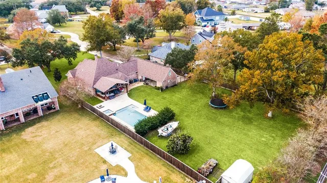 $685,000 | 65 Elmwood Drive, Destrehan, LA 70047