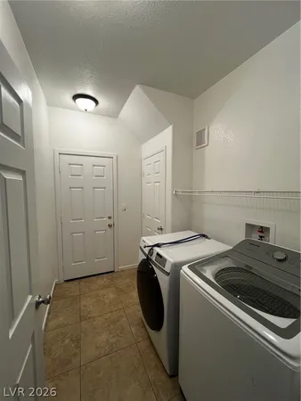 $1,700 | 1401 Seward Street, Unit 103, Las Vegas, NV 89128