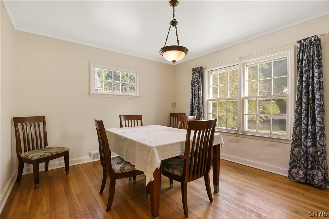 314 Deforest Road Syracuse, NY 13214 - Photo 5 of 40 Large dining room to the right of the front entrance.