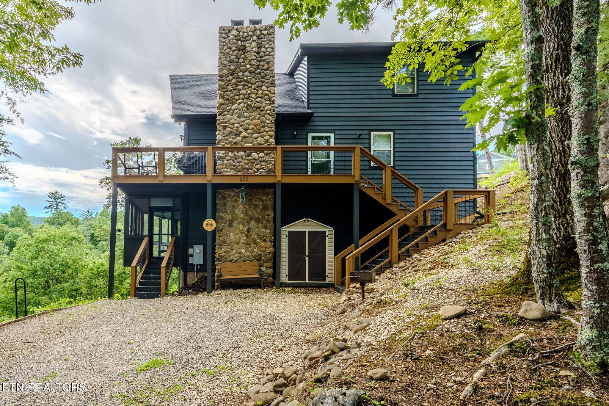 209 Cutter Gap Road Townsend, TN 37882 - Photo 1 of 40 38-web-or-mls-209-cutter-gap-rd