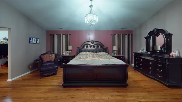 $445,000 | 4132 Hoffman Street, Plano, IL 60545