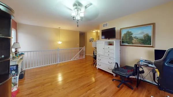 $445,000 | 4132 Hoffman Street, Plano, IL 60545