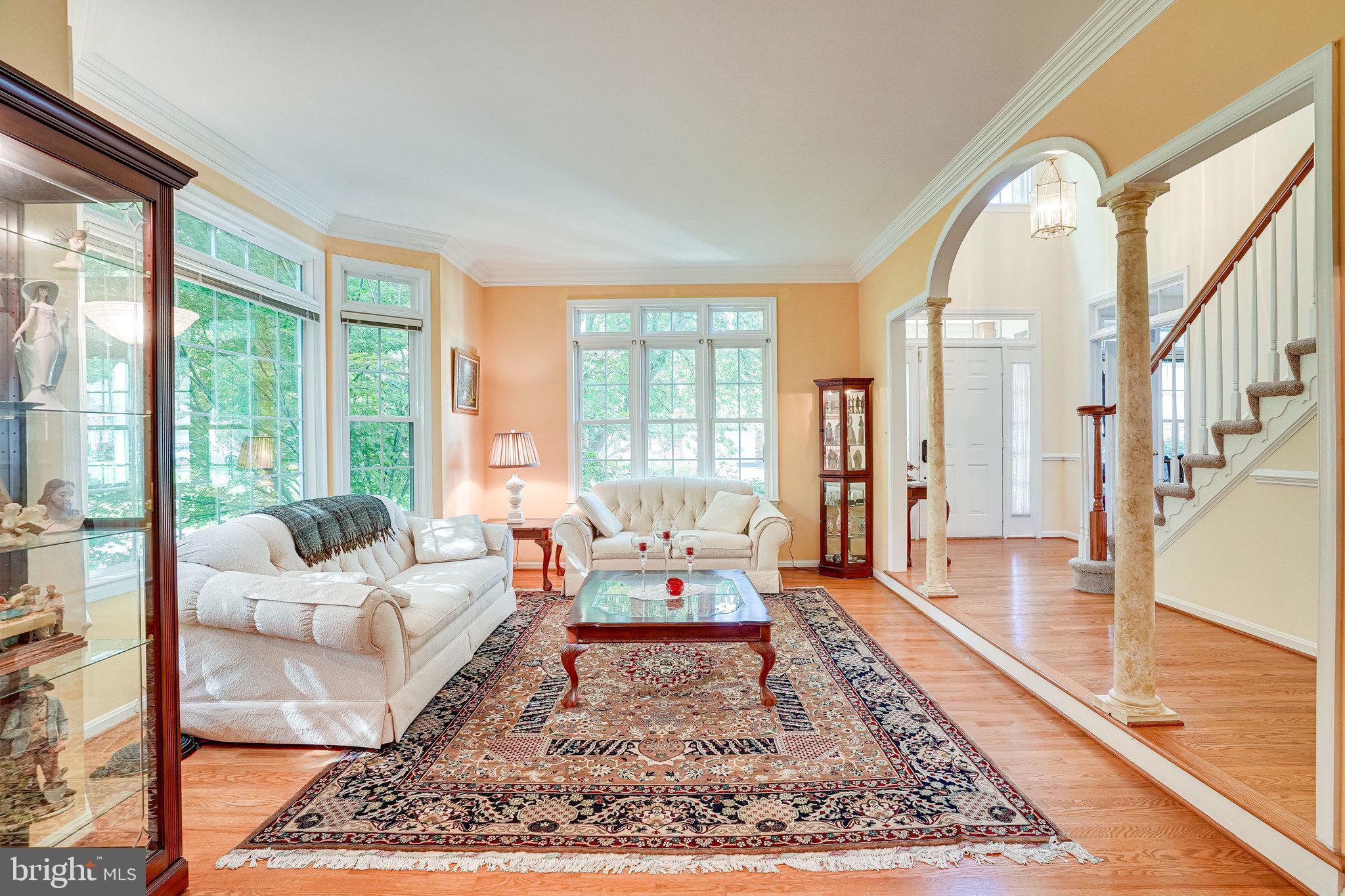 8529 Silverview Drive Lorton, VA 22079 - Photo 21 of 86 Living Room