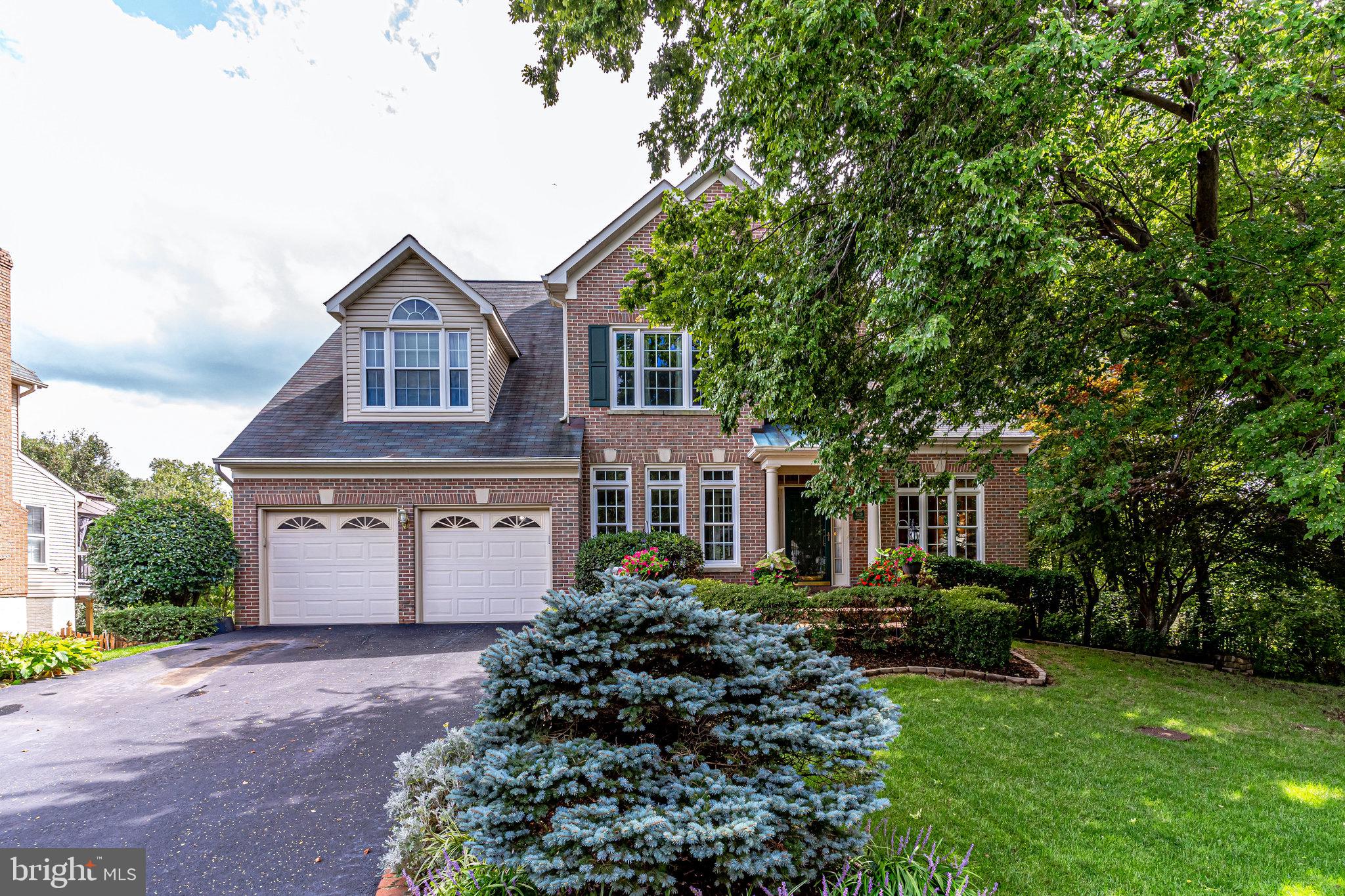 8529 Silverview Drive Lorton, VA 22079 - Photo 3 of 86 Exterior Front