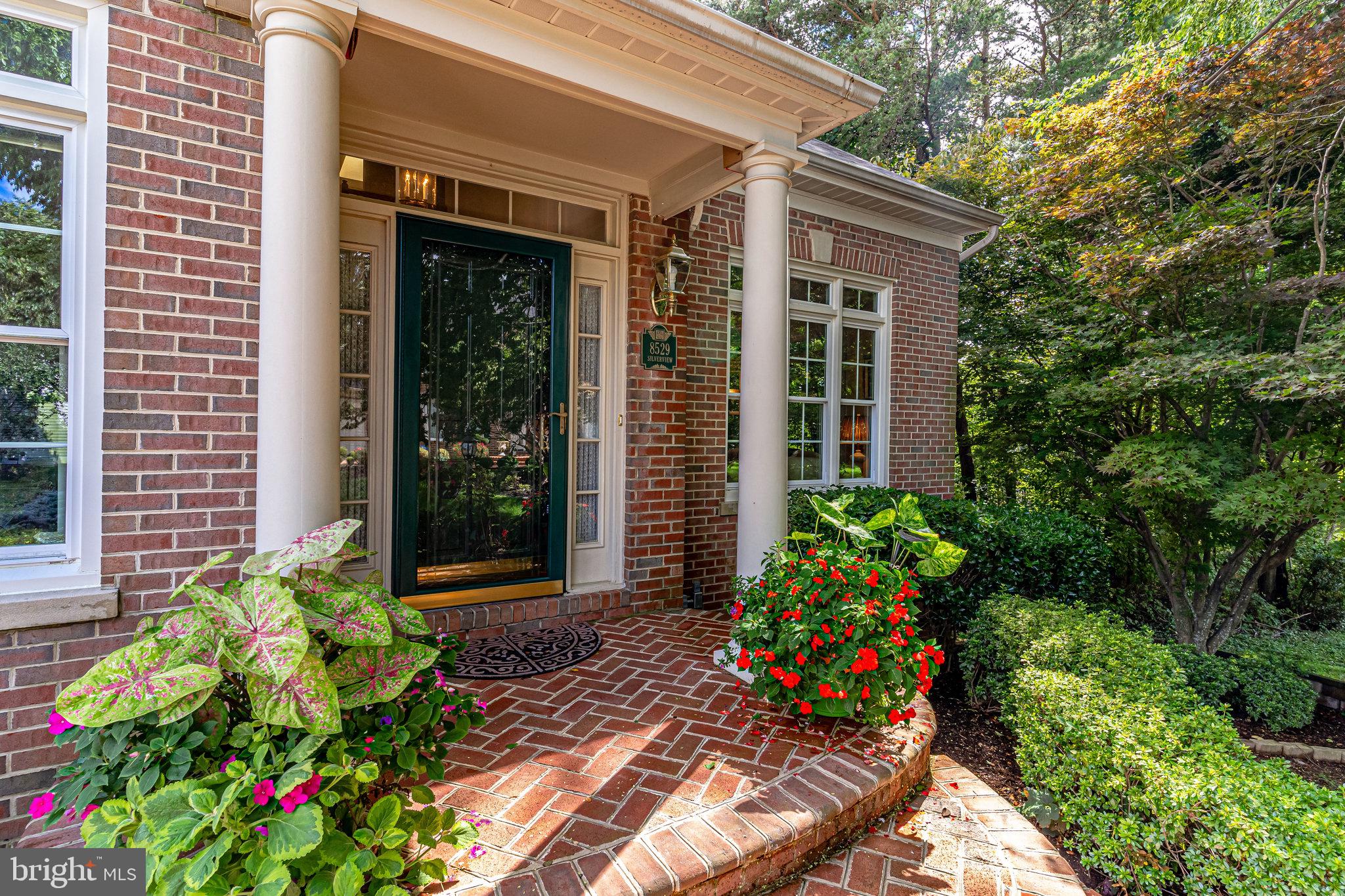 8529 Silverview Drive Lorton, VA 22079 - Photo 10 of 86 Frpnt Porch