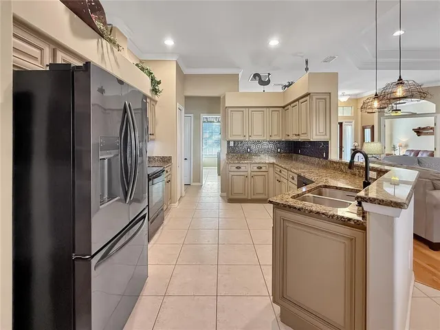 $600,000 | 711 Shadow Bay Way, Osprey, FL 34229