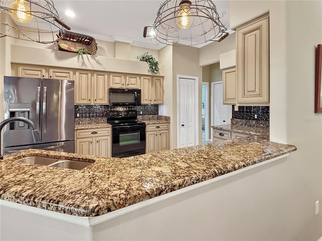 711 Shadow Bay Way Osprey, FL 34229 - Photo 9 of 59