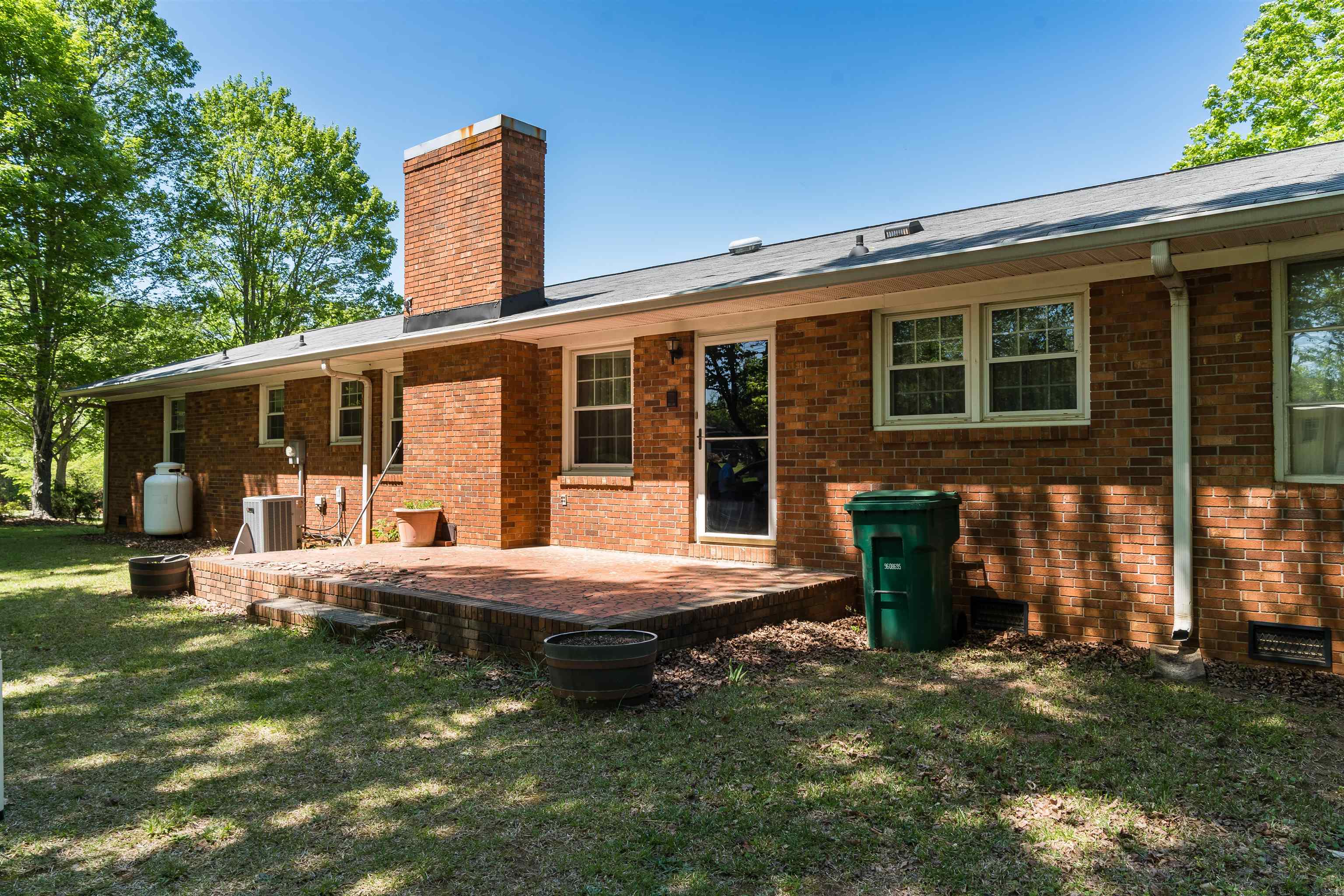 130 Sharcliff Road Cowpens, SC 29330 - Photo 34 of 42 Gallery Image 34
