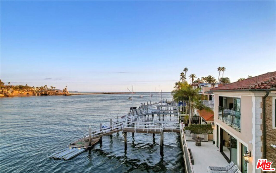 2266 Channel Road Newport Beach, CA 92661 - Photo 32 of 33