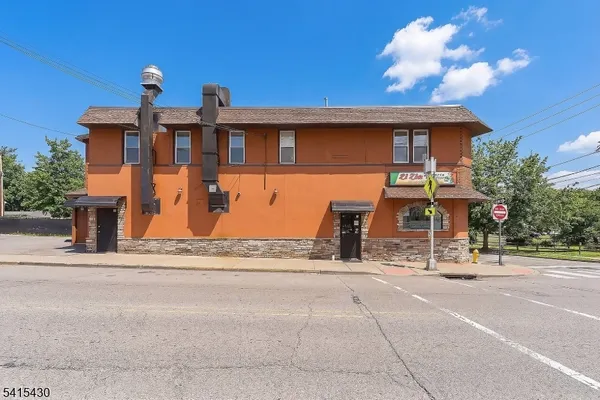 a view of a house with street