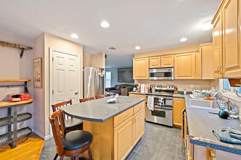 36 Farrar Farm Road Norwell, MA 02061 - Photo 4 of 30 Gallery Image 4