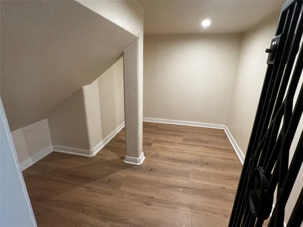 $2,800 | 10621 Sunflower Drive, Conroe, TX 77318