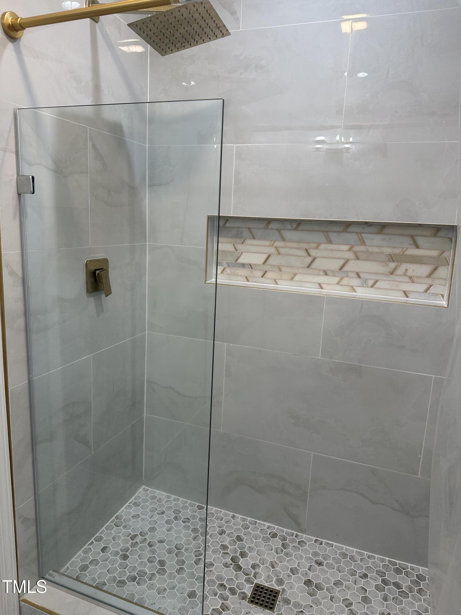 1216 Elizabeth Road West Wilson, NC 27893 - Photo 13 of 34 a bathroom with a shower