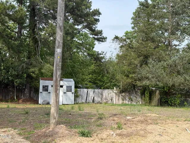 a view of a out door space