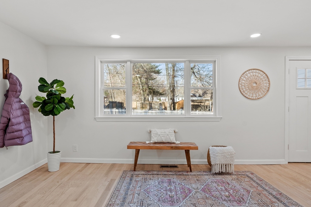 11 Wadsworth Road North Reading, MA 01864 - Photo 6 of 42 Gallery Image 6