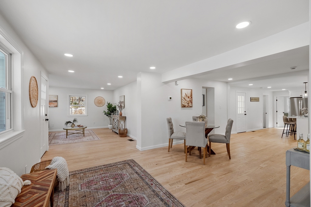 11 Wadsworth Road North Reading, MA 01864 - Photo 7 of 42 Gallery Image 7