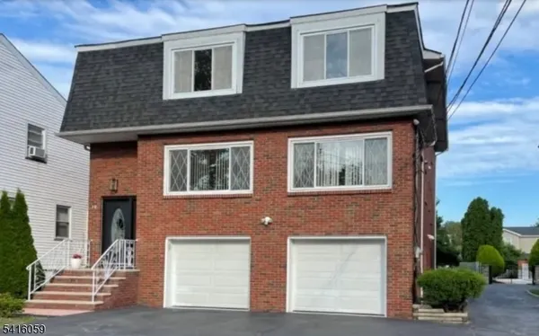 $2,900 | 10 Riverside Avenue, Unit 2, Lyndhurst, NJ 07071