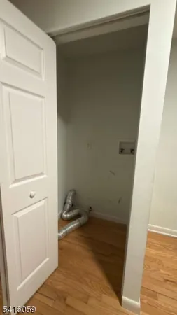 $2,900 | 10 Riverside Avenue, Unit 2, Lyndhurst, NJ 07071