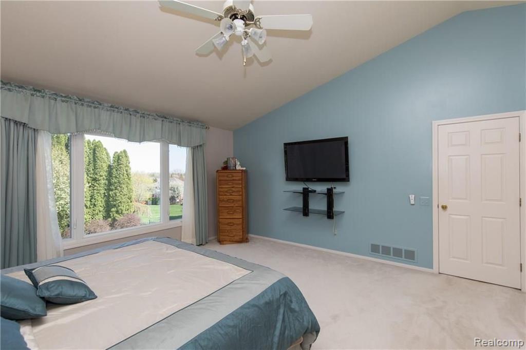 1158 Sandy Ridge Drive Rochester Hills, MI 48306 - Photo 20 of 33