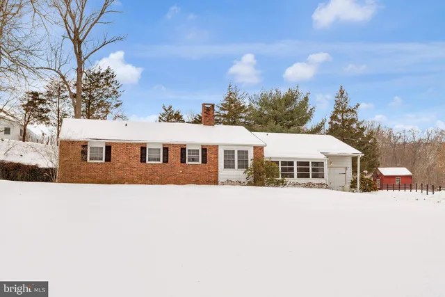 $475,000 | 8 Hutchinson Road, Allentown, NJ 08501